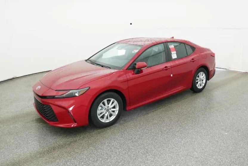 2026 Toyota Camry LE photo 1