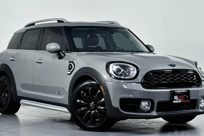 2019 Mini Countryman S ALL4 photo 1