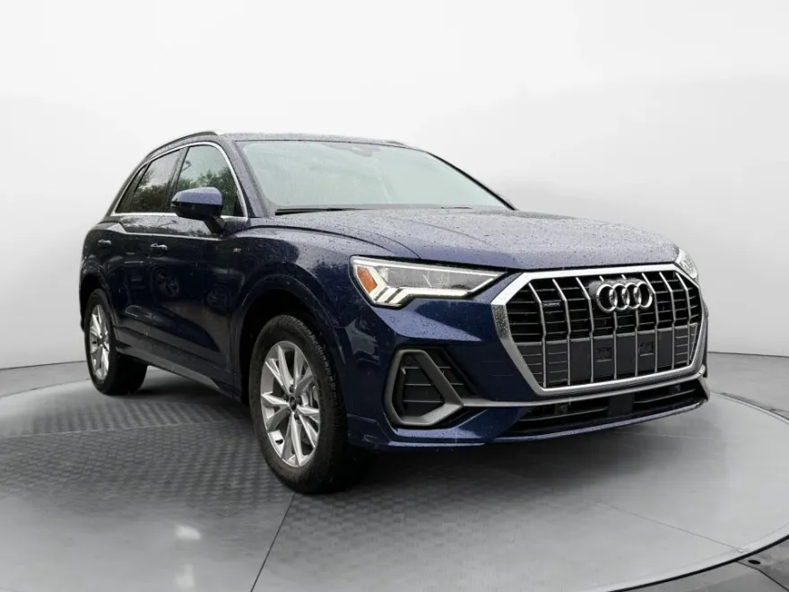2025 Audi Q3 Premium 45 TFSI S line photo 1