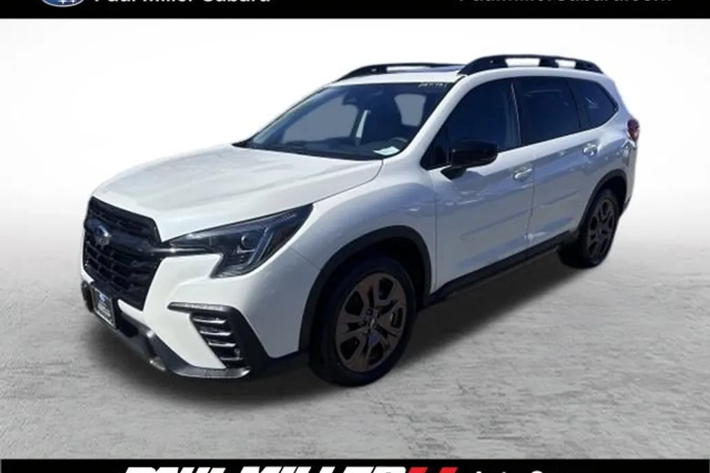 2025 Subaru Ascent Limited photo 1