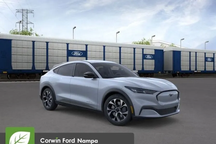 2025 Ford Mustang Mach-E Select photo 1