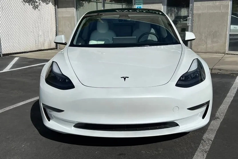 2023 Tesla Model 3 Performance photo 1