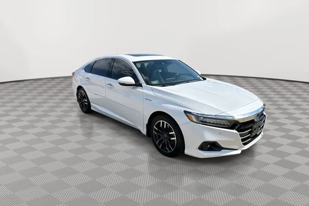 2022 Honda Accord Hybrid Touring photo 1