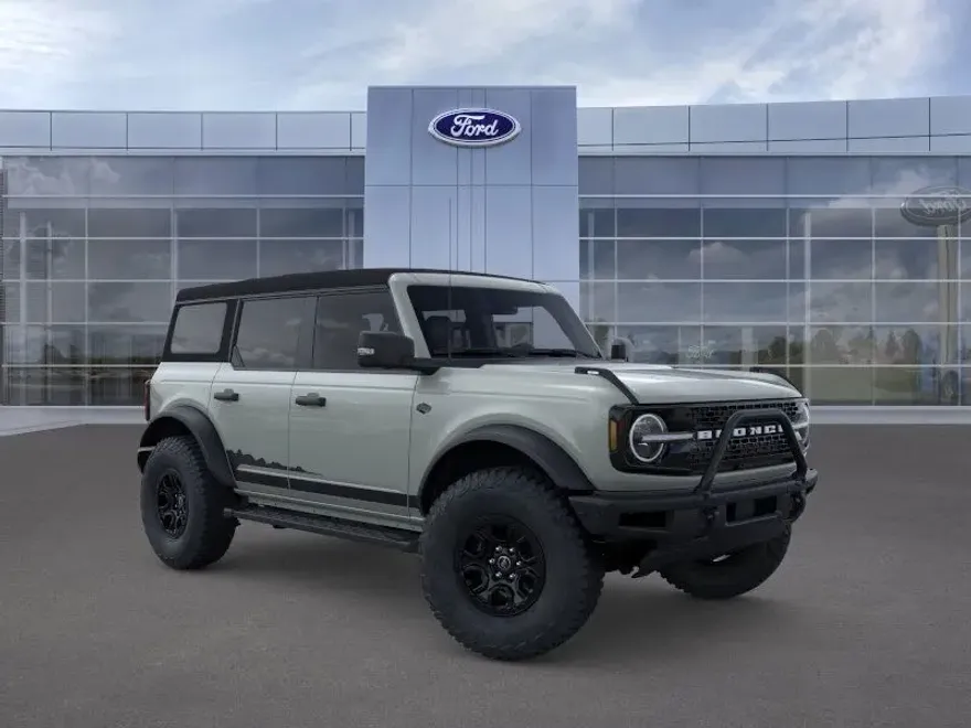 2024 Ford Bronco Wildtrak photo 1
