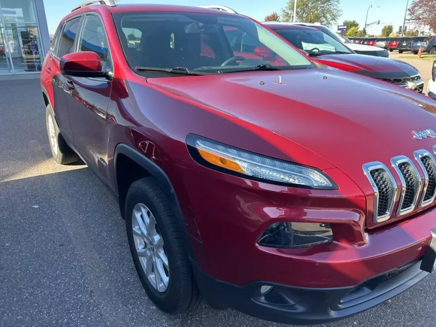 2017 Jeep Cherokee Latitude photo 1