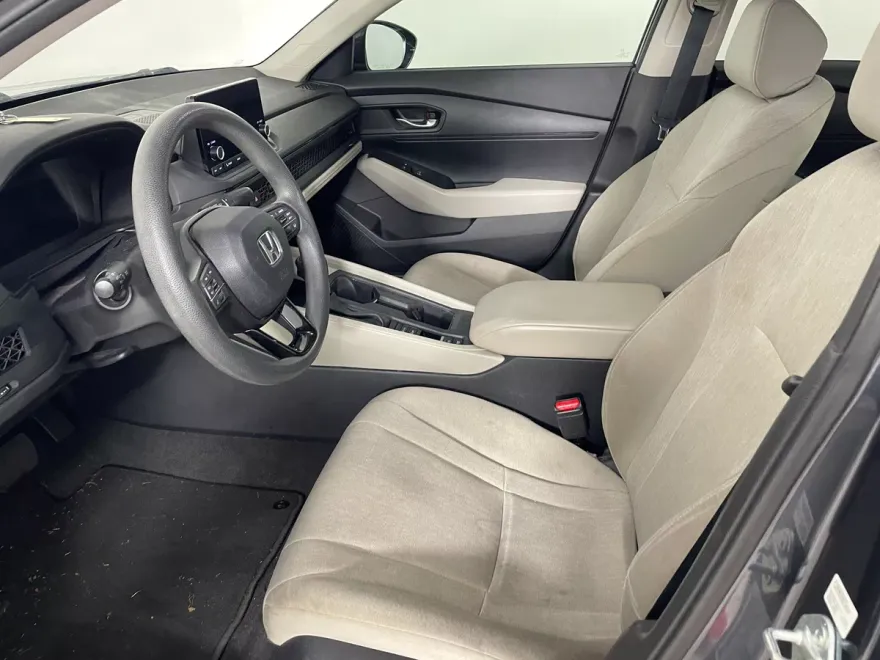 2023 Honda Accord LX photo 1