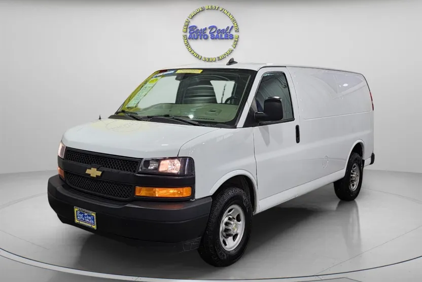 2021 Chevrolet Express 2500 Cargo Van photo 1