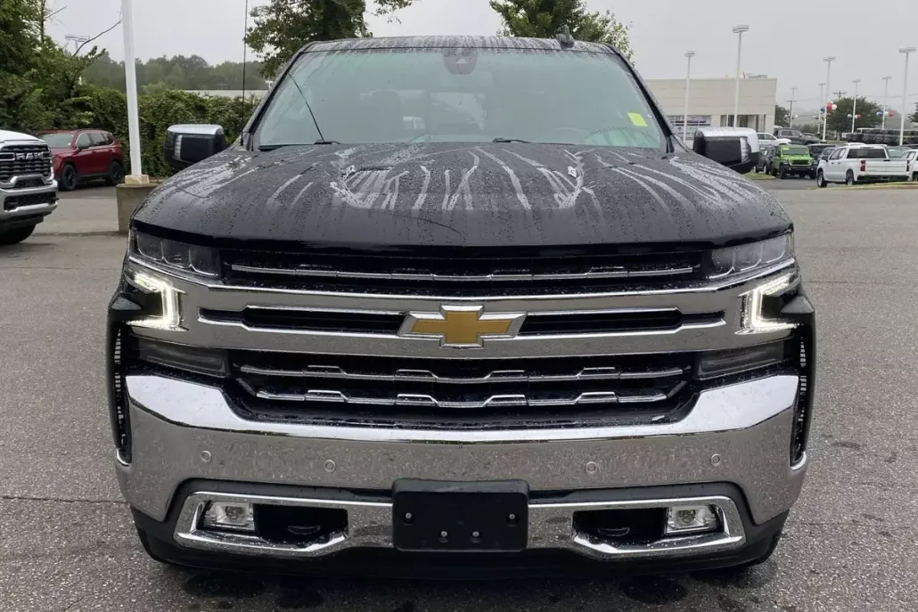 2022 Chevrolet Silverado 1500 LTZ photo 1