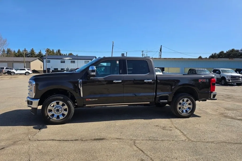 2024 Ford F-350 photo 1