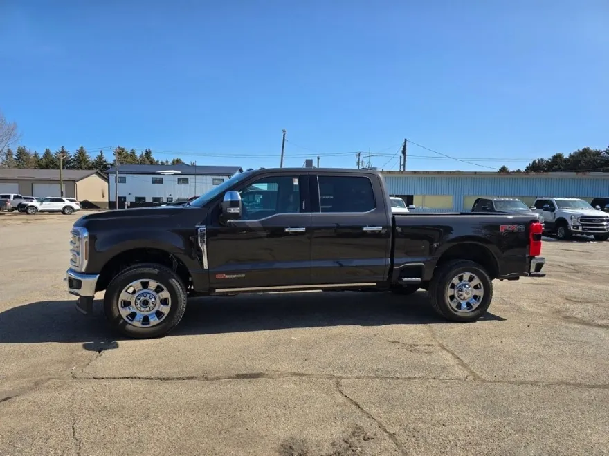 2024 Ford F-350 photo 1
