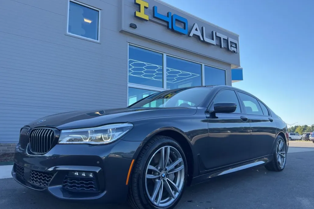2018 Bmw 750i / B7 xDrive Sedan photo 1