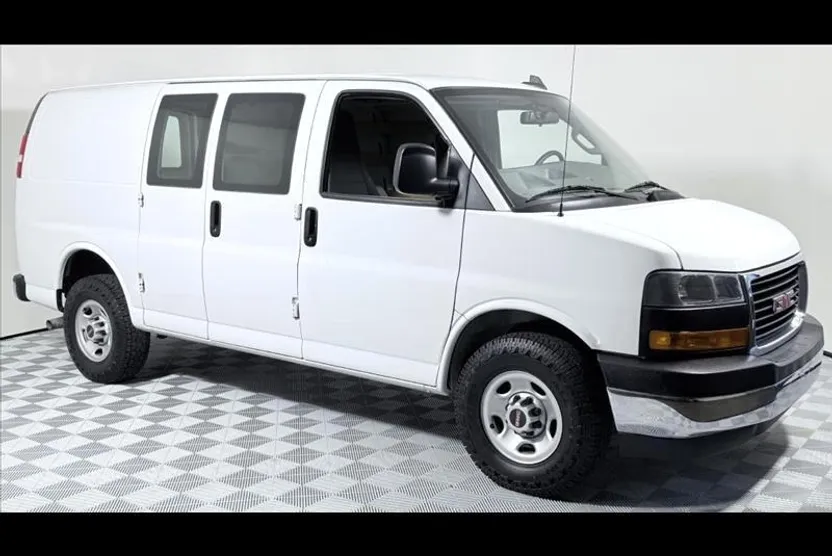 2021 Gmc Savana 2500 Cargo photo 1