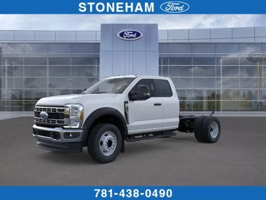 2025 Ford F-550 XL photo 1