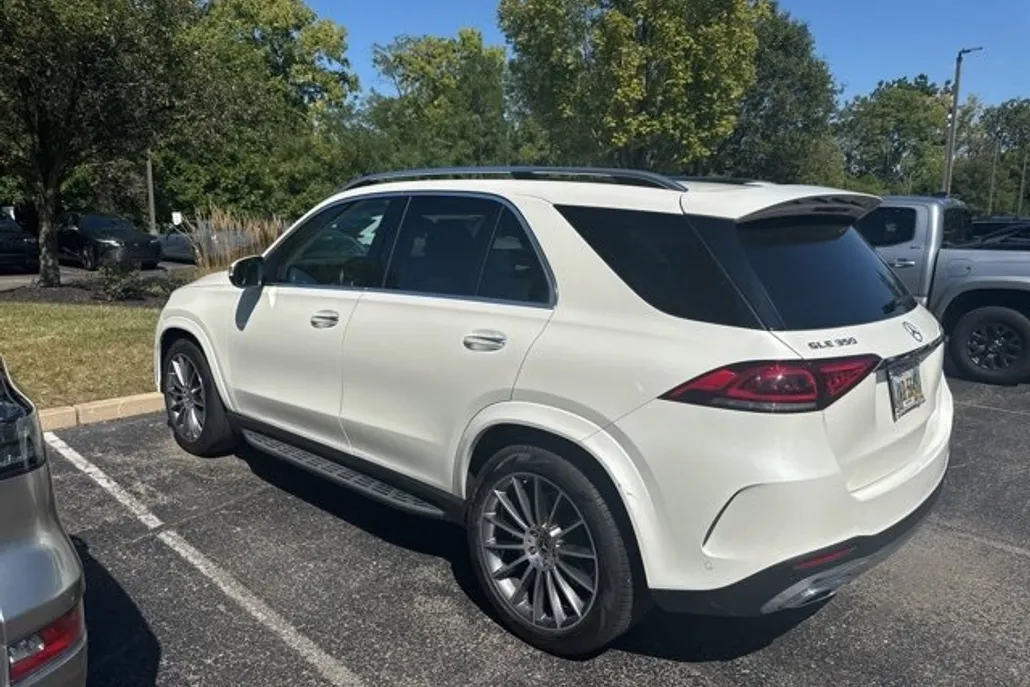 2022 Mercedes Benz GLE 350 4MATIC photo 1