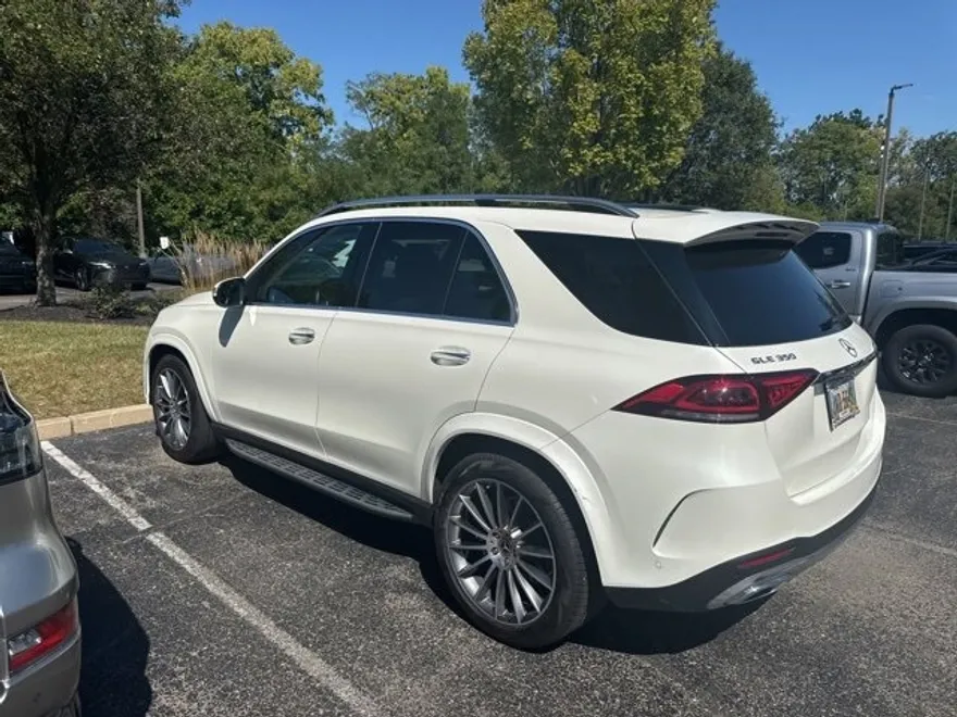 2022 Mercedes Benz GLE 350 4MATIC photo 1