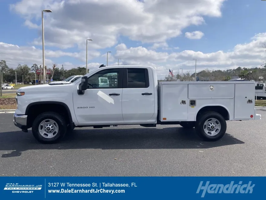 2025 Chevrolet Silverado 2500HD photo 1