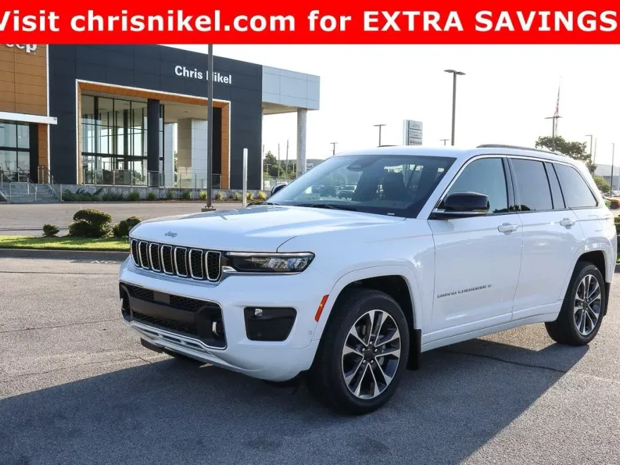 2025 Jeep Grand Cherokee Overland photo 1