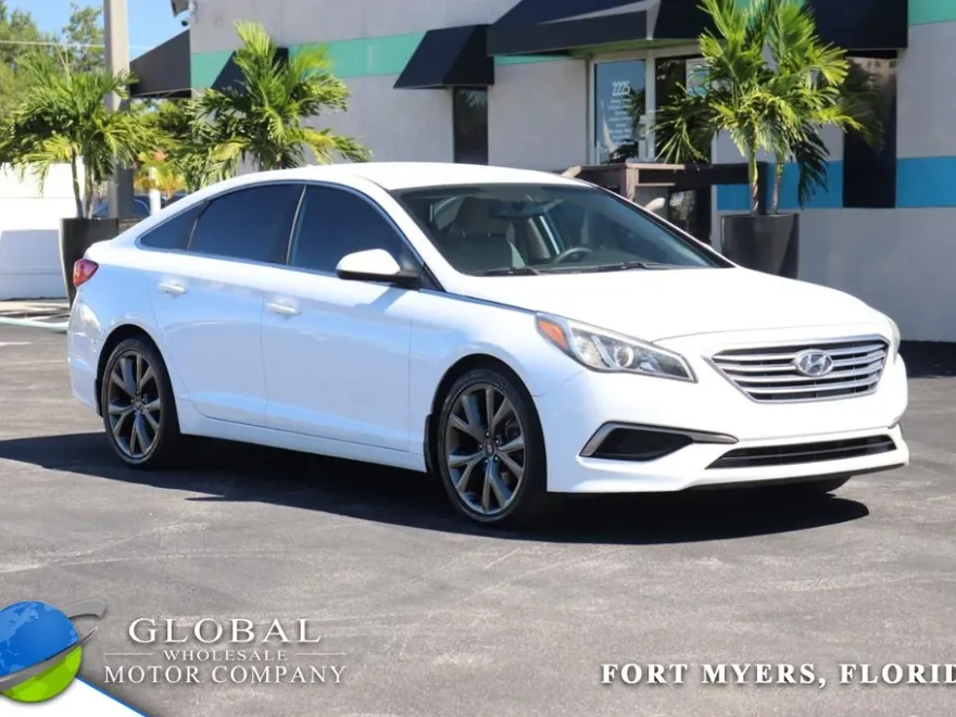 2016 Hyundai Sonata SE photo 1