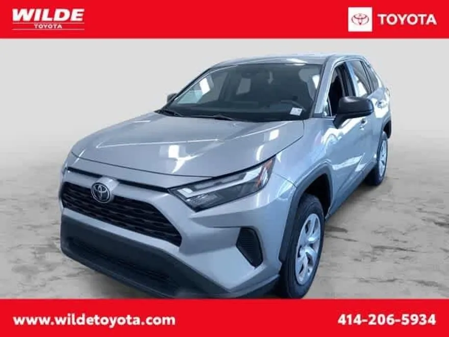 2024 Toyota RAV4 LE photo 1