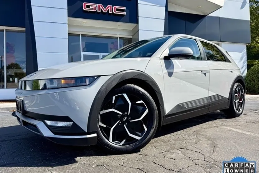 2022 Hyundai Ioniq 5 SE photo 1