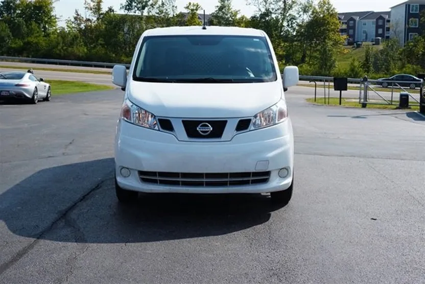 2021 Nissan NV200 SV photo 1