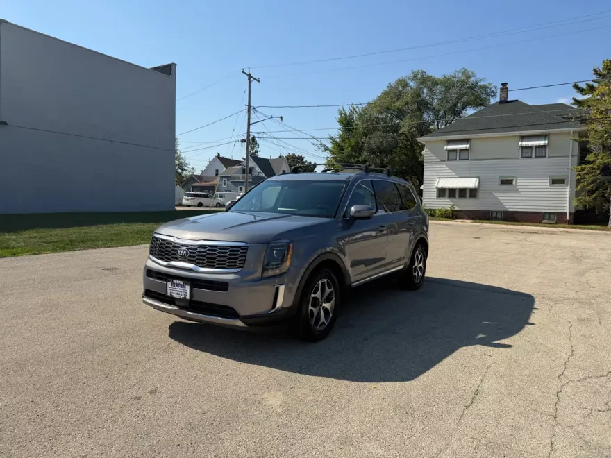 2020 Kia Telluride EX photo 1
