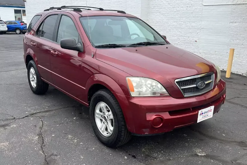 2005 Kia Sorento LX photo 1