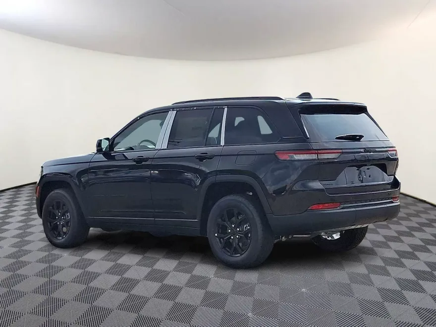 2025 Jeep Grand Cherokee Altitude X photo 1
