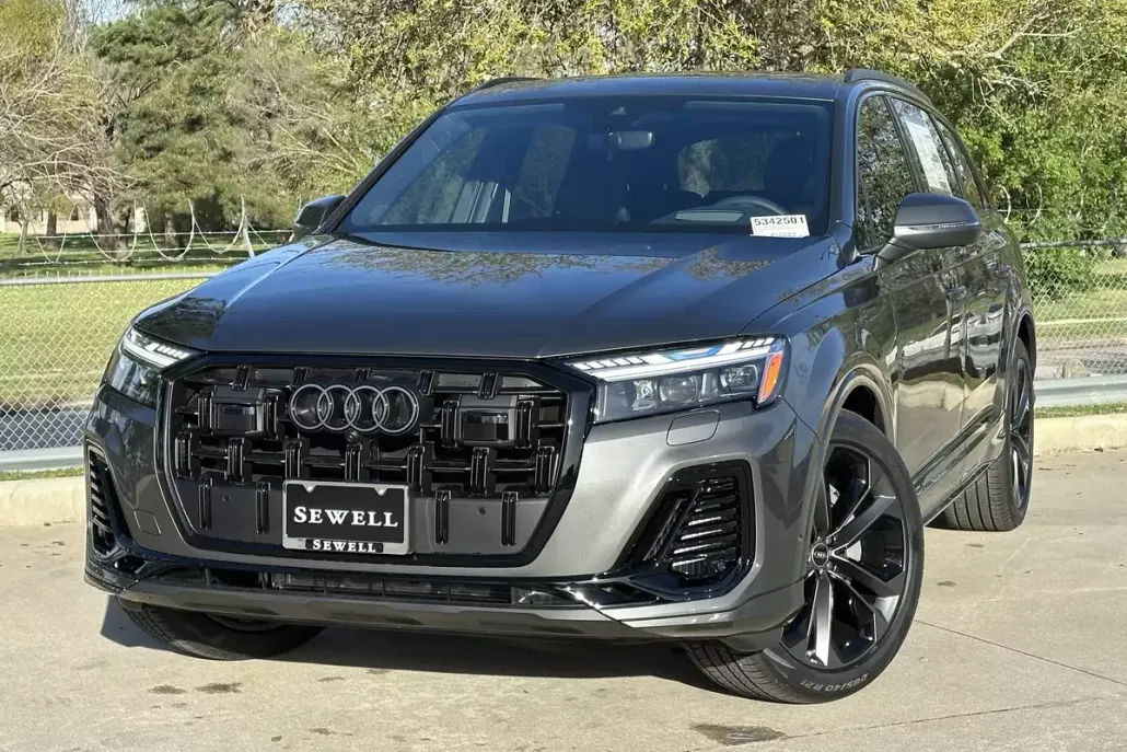2025 Audi Q7 55 Premium photo 1