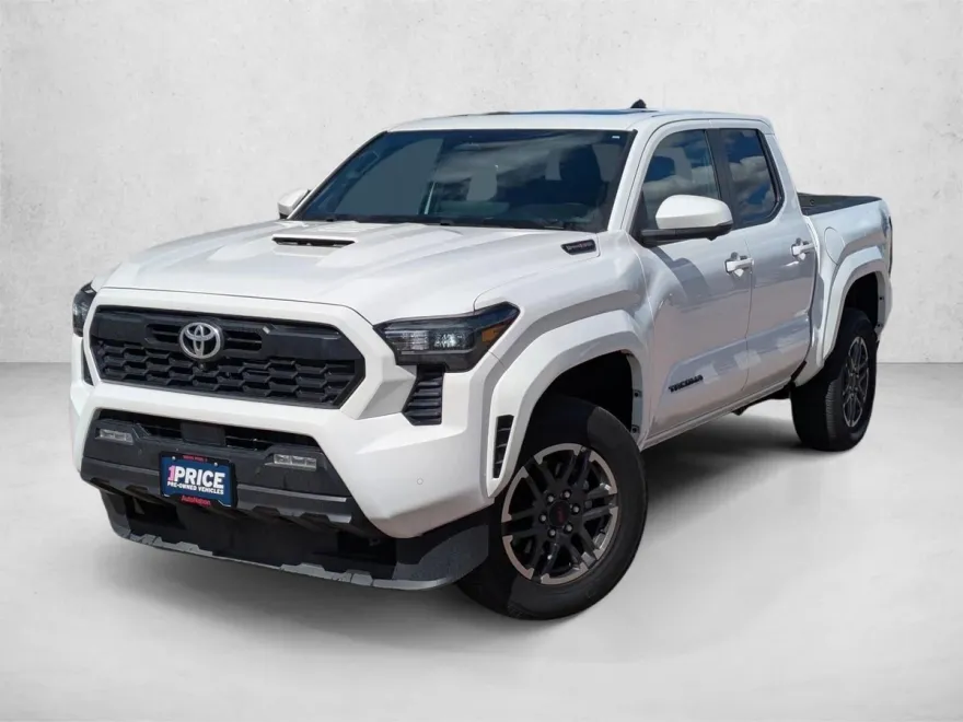 2024 Toyota Tacoma TRD Sport photo 1