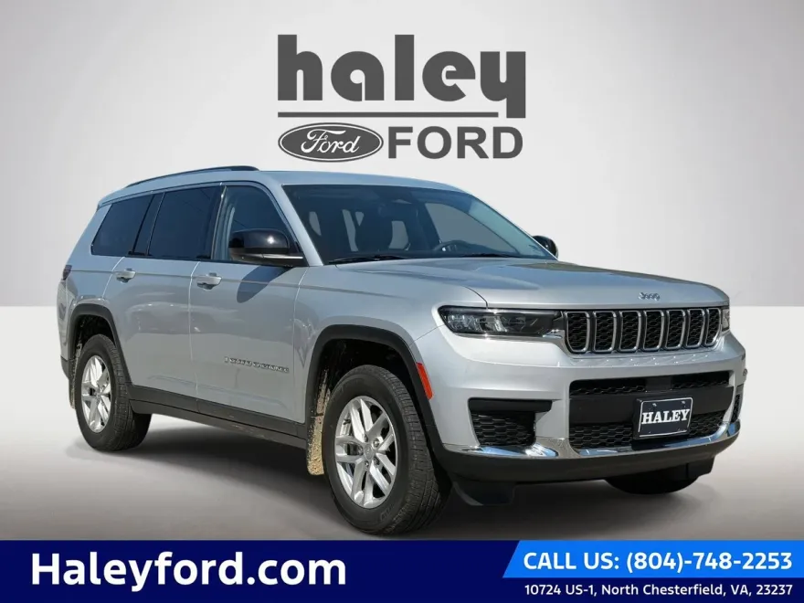 2023 Jeep Grand Cherokee Laredo photo 1