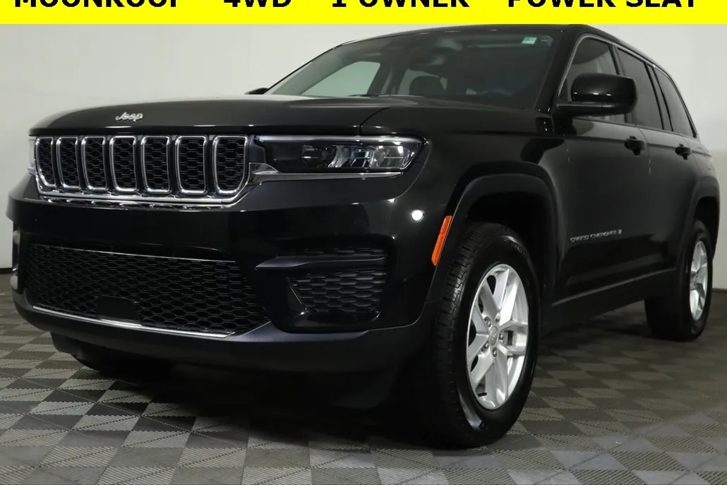 2023 Jeep Grand Cherokee Laredo X photo 1