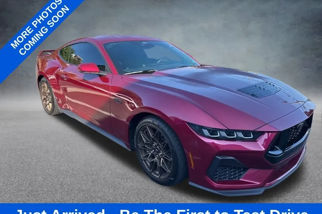 2025 Ford Mustang GT Premium photo 1
