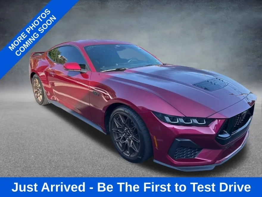 2025 Ford Mustang GT Premium photo 1