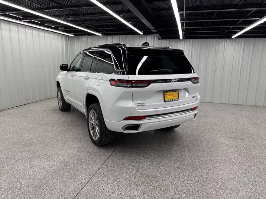 2025 Jeep Grand Cherokee Summit photo 1