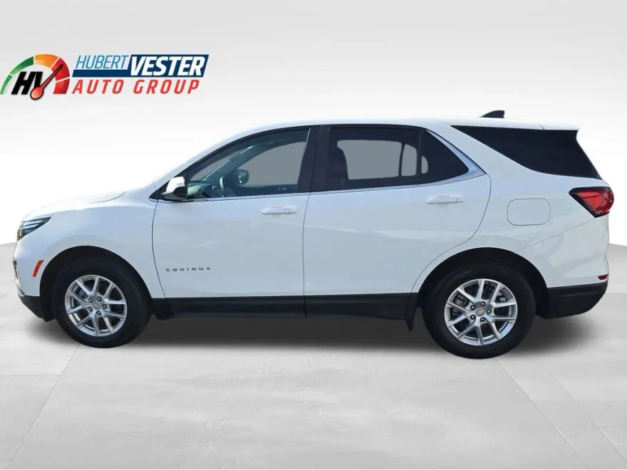 2024 Chevrolet Equinox LT photo 1