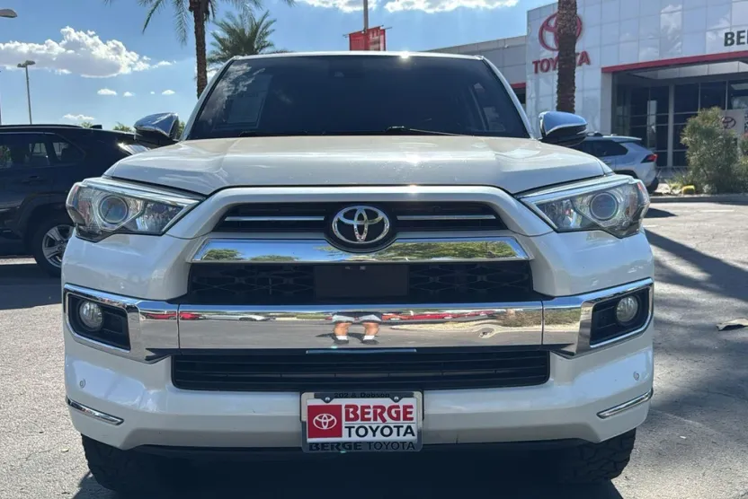 2020 Toyota 4Runner Limited photo 1