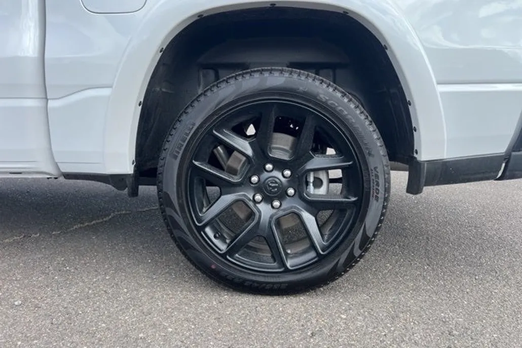 2025 Ram 1500 Laramie photo 1