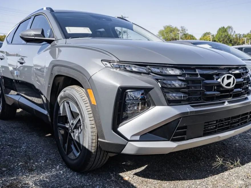 2026 Hyundai Tucson Hybrid SEL Convenience photo 1