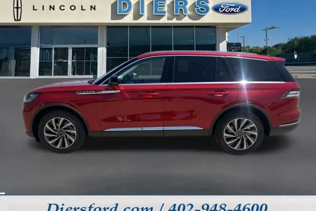 2025 Lincoln Aviator Premiere photo 1