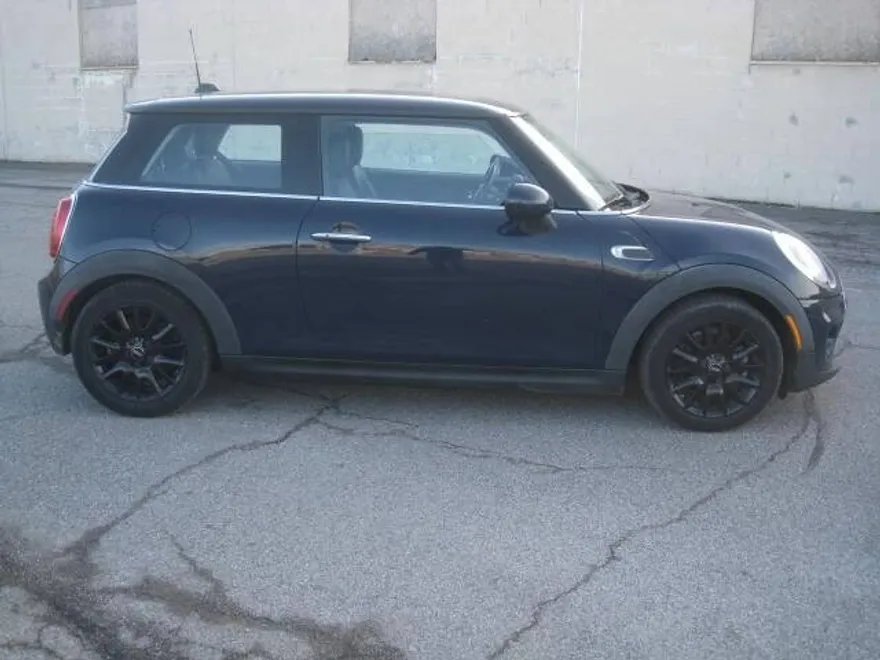 2015 Mini Cooper 2 Door Hardtop photo 1