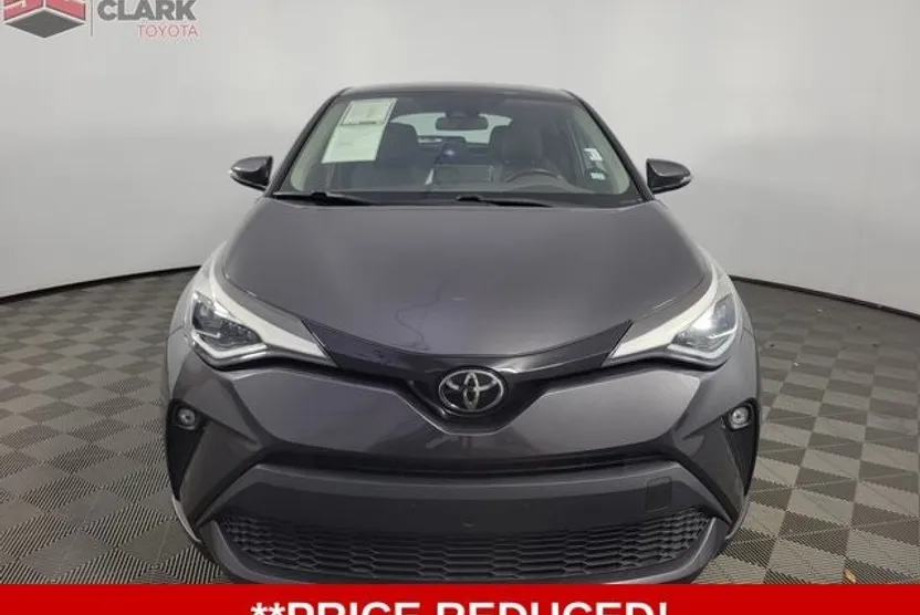 2022 Toyota C-HR Limited photo 1