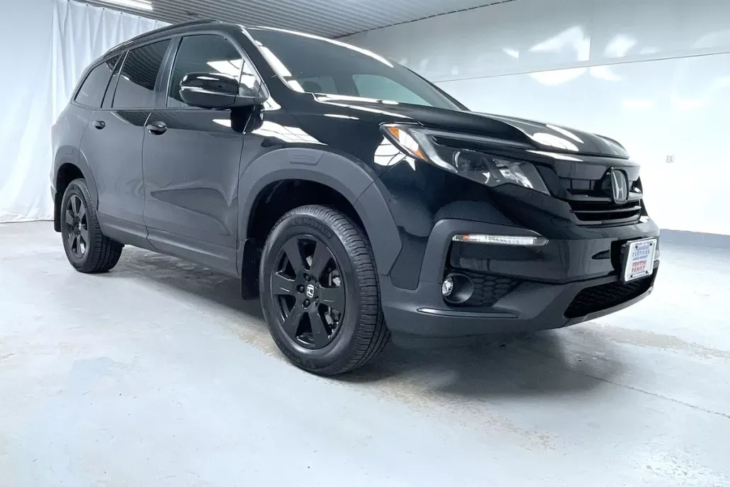 2022 Honda Pilot TrailSport photo 1