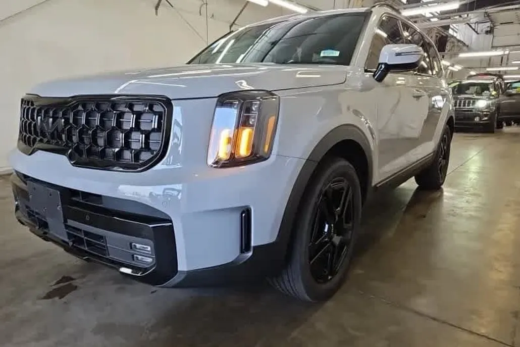 2024 Kia Telluride X-Line photo 1