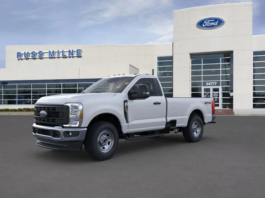2023 Ford F-350 XL photo 1