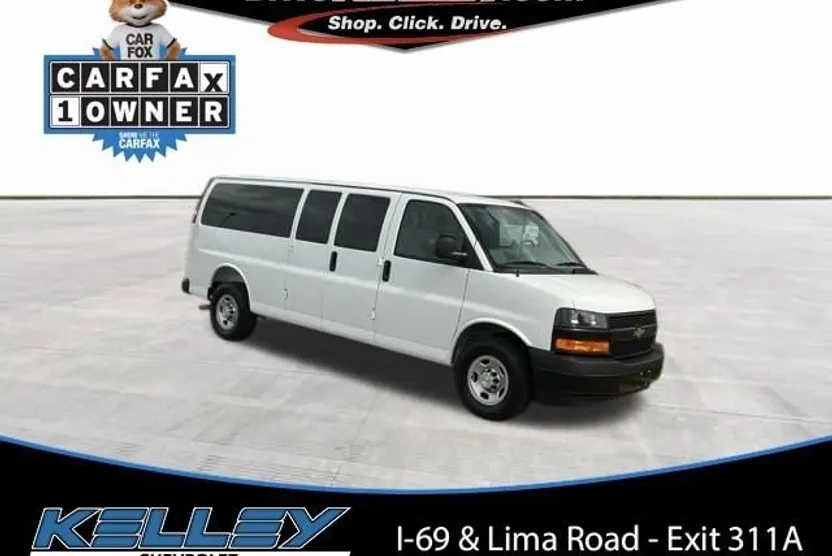 2025 Chevrolet Express Passenger 3500 Van photo 1