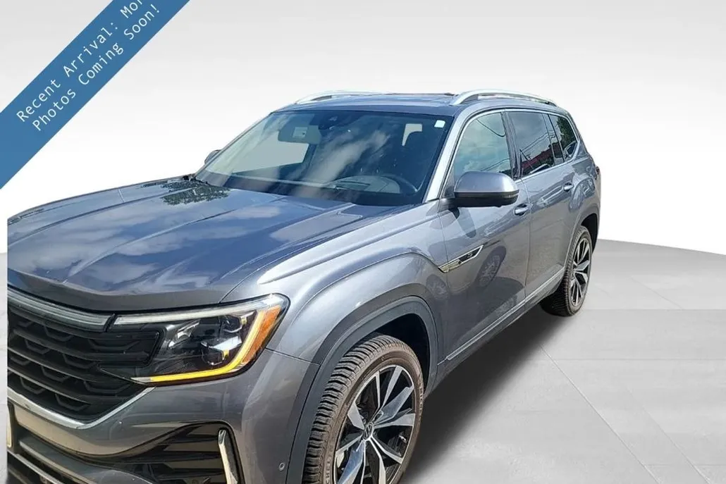 2024 Volkswagen Atlas SEL Premium R-Line photo 1