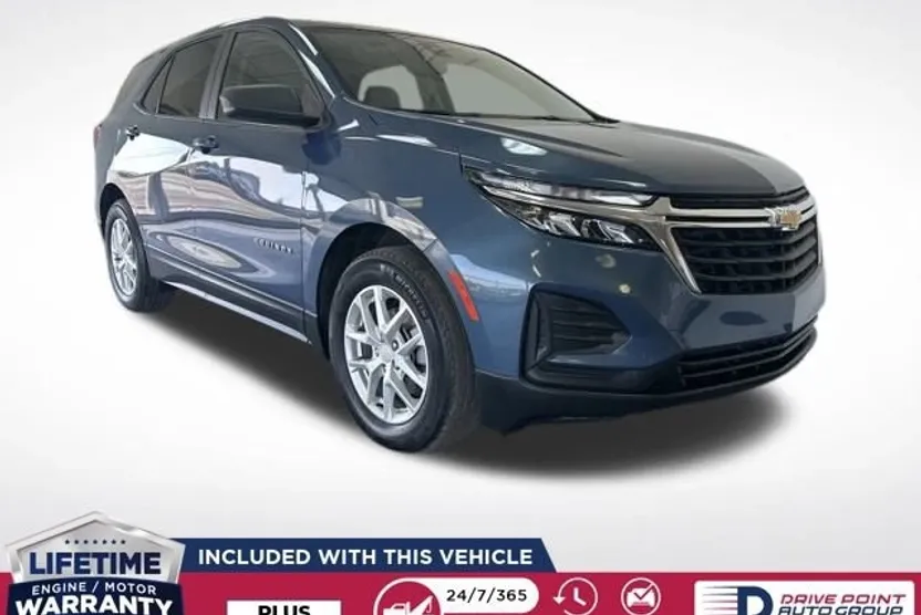 2024 Chevrolet Equinox LS photo 1
