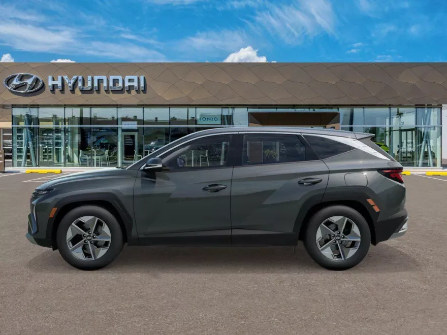2026 Hyundai Tucson Hybrid photo 1