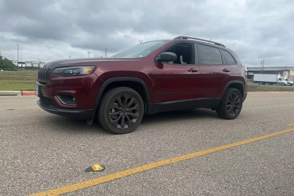 2021 Jeep Cherokee Altitude Latitude Lux photo 1